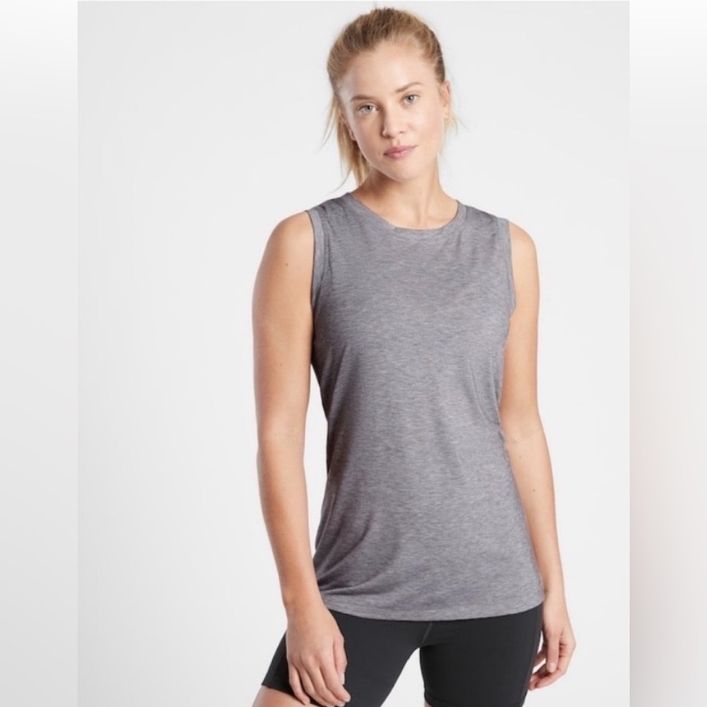 Athleta Vital Tank 2.0 Essence in Grey Heather Size XS Petite EUC